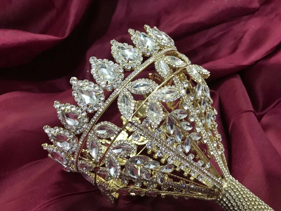 Gold Wedding bouquets holder crystals for prom bride - Image 2 of 2