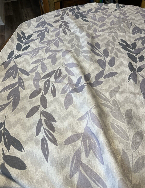 DKNY MATERIAL SHOWER CURTAIN LAVENDER & CREAM 