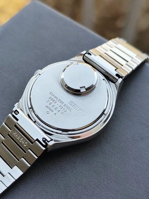 Seiko QR 3863-7010 Vintage Day Date St.Steel Blue Silver