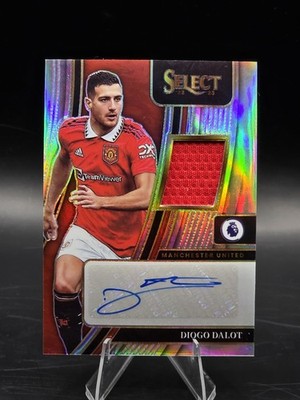 2022-23 Select Premier League Diogo Dalot Auto Relic AM-DDA Manchester Utd