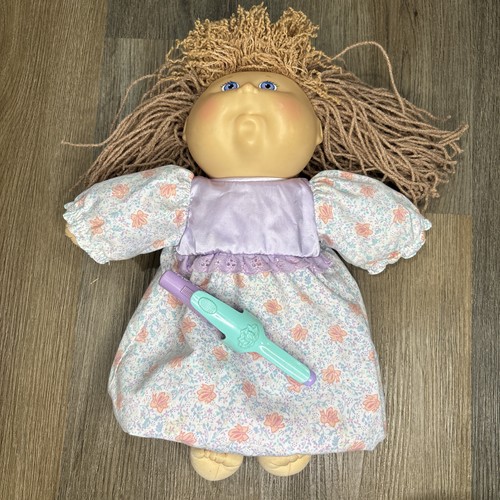 Hasbro 1990 Cabbage Patch Kid Pretty Crimp N Curl Doll Blue Eyes Brown Hair