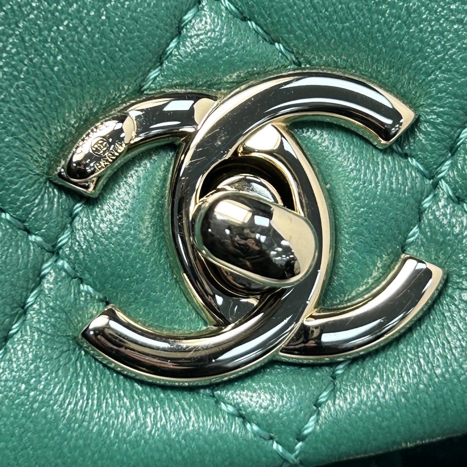 CHANEL Duma Drawstring Flap Backpack Single Pocke… - image 17