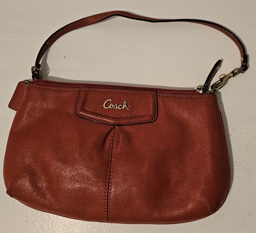 Coach Vermillion Leder Geldbörse Clutch wandelbar Baguette Kalbsleder