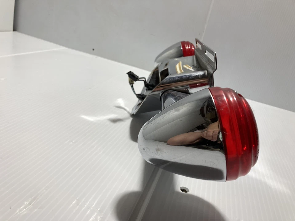 Victory V92C 2001 soporte de montaje de matrícula con intermitentes (OEM) Foto 2 de 4