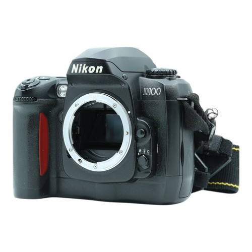 Nikon D100 DSLR Gehäuse Body digitale Spiegelreflexkamera - Bild 2 von 6