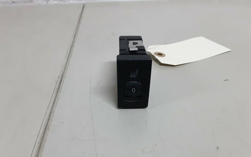 VW Passat 3B/BG Sitzheizungsschalter Schalter Sitzheizung R rechts 3B0963564C