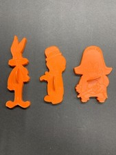 3 Looney Tunes Cookie Cutters Elmer Fudd Bugs...