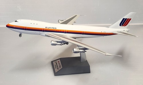 DC-8-63 Thai Reg : Hs-Tgy con Soporte - Inflight 200 IFDC863TG1222 1/200 DC-8-63 Thai Reg : Hs-Tgy con Soporte - Inflight 200 IFDC863TG1222 1/200