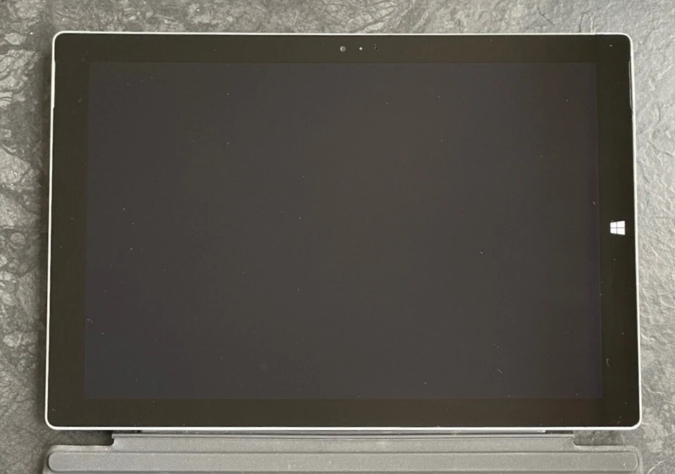 Microsoft Surface Pro 3 i5 1.9 8GB 256GB WLAN 30,5cm (12") LCD W10 Touch defekt - Bild 3 von 3