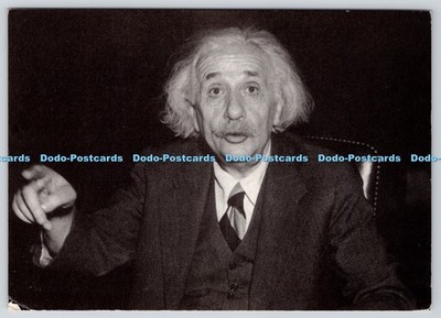L345462 Albert Einstein Genius Boomerang