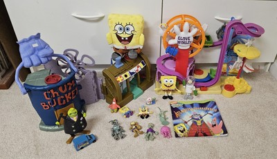 SpongeBob GLOVE World  & Chum BUCKET Lot