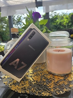 Samsung Galaxy A7 (2018) SM-A750FN - 64 GB, Blau, Dual SIM