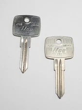 ilco brand key blanks, set of 2, x82 mb41, locksmith 