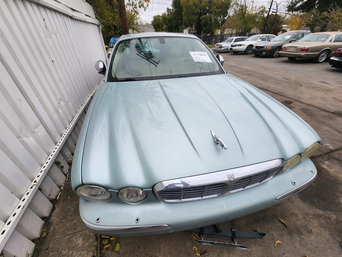 2004 2005 2006 2007 JAGUAR XJ8 XJR VANDEN PLAS LEFT FRONT BUMPER CHROME Molding  254878316895
