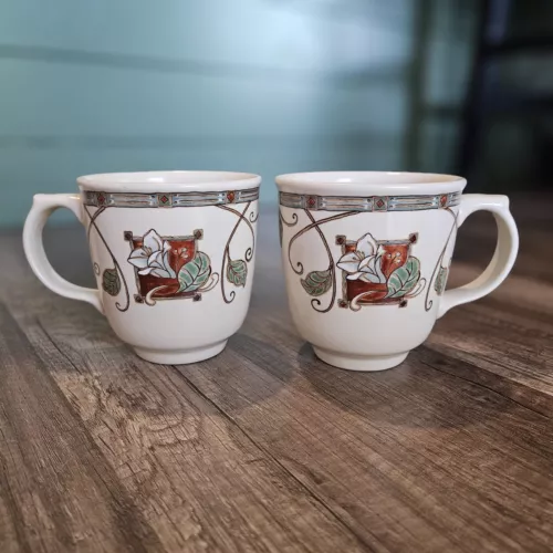 Vintage Pfaltzgraff Stoneware Mission Flower Coffee / Tea Footed Mugs set of  2*