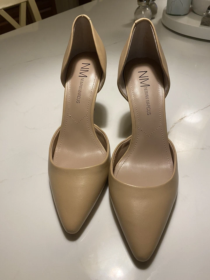Neiman Marcus Nude Leather Pumps Size 9M New Without Box — 第 3/4 张图片