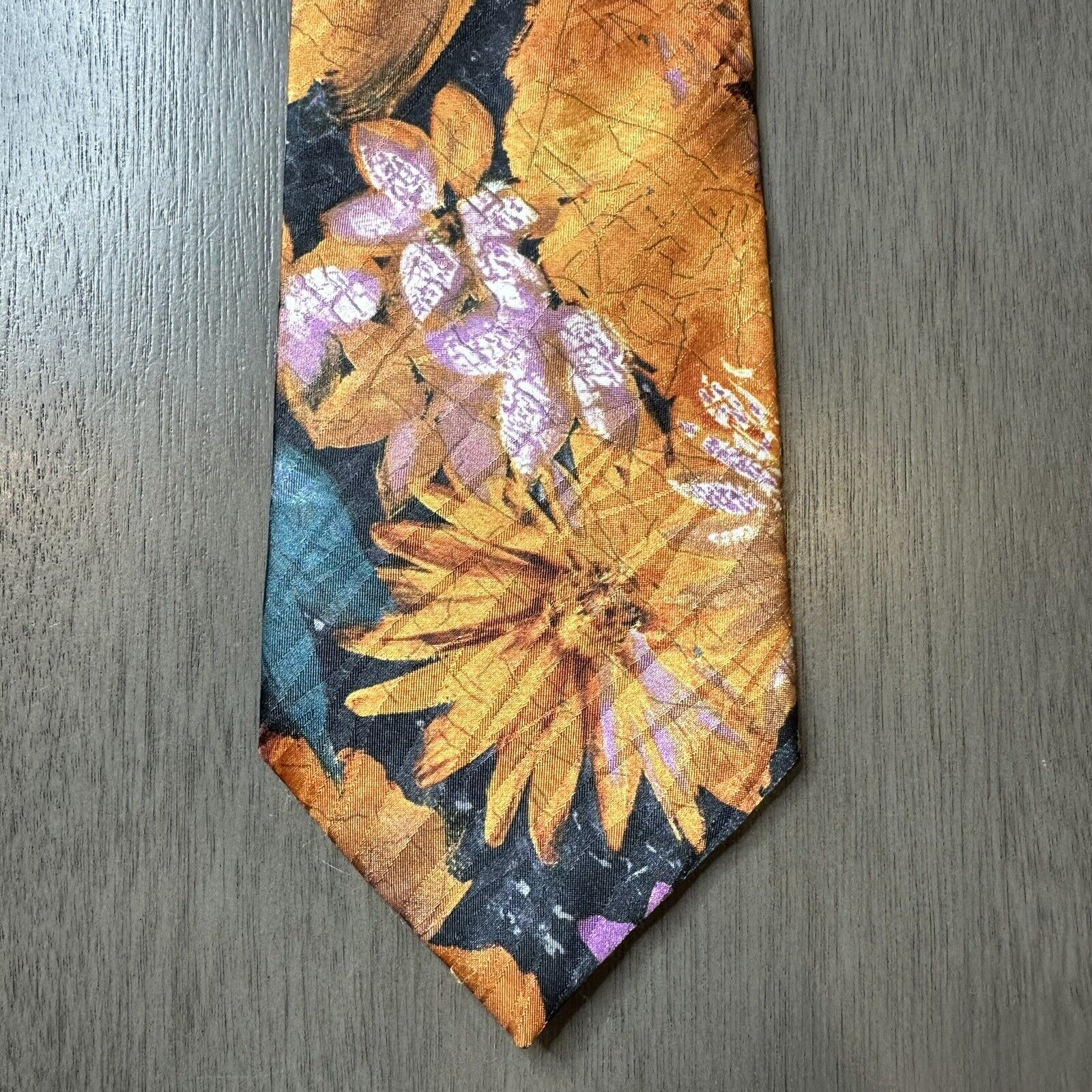 Picture 4 of 8