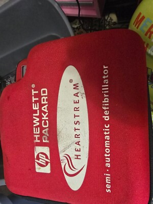 HP Heartstream Semi Automatic AED, With Case, No Pads Or Battery