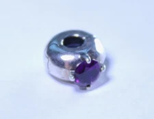 Pandora Purple Round Solitaire Clip Charm 799204C02
