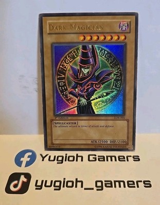 YUGIOH DARK MAGICIAN LOB-005 1ST EDITION ULTRA LIGHT PLAYED 