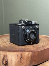 VINTAGE Kodak Brownie Flash Six-20 Box Camera, 1940s Prop/Decor, UNTESTED, AS-IS