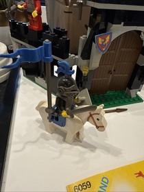 Vintage LEGO Castle Set 6059 Knight's Stronghold 100% Complete with Instructions