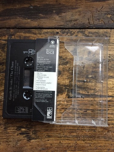 Garth Brooks The Chase Cassette 1992 Liberty Vtg C4 98743 XDR Capitol EMI Canada - Picture 4 of 5