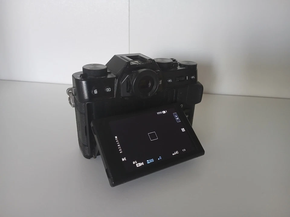 Fujifilm X-T20 noir + adaptateur md à fx - Photo 2/4