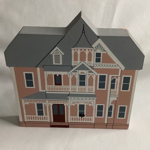 1995 CAT'S MEOW VILLAGE - VICTORIAN PINK HOUSE - COTTAGE