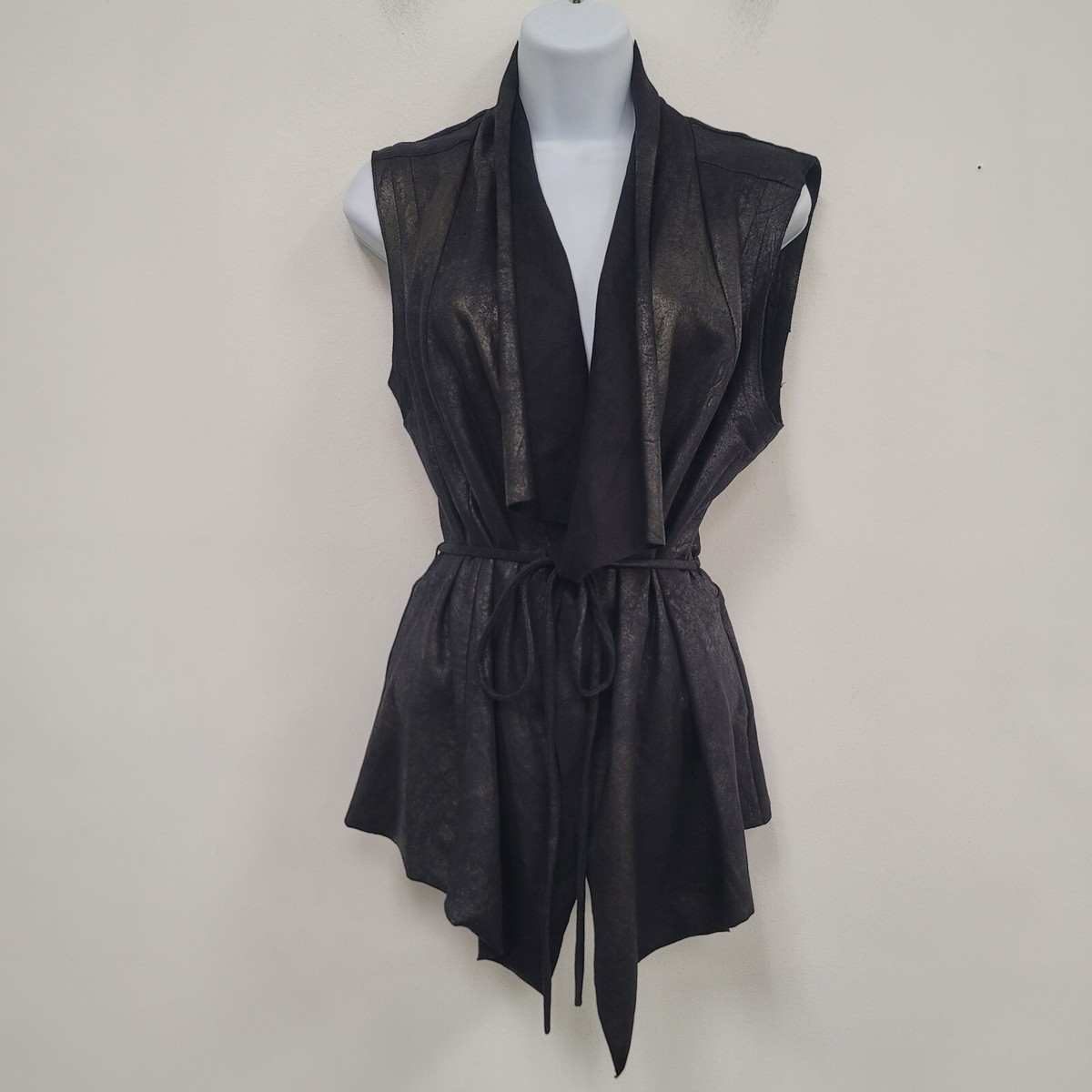 ZARA 新品未使用 FX FR WSTCT 14 ZARA 新品未使用 FX FR WSTCT 14 LIMITED EDITION TIE-FRONT TOP