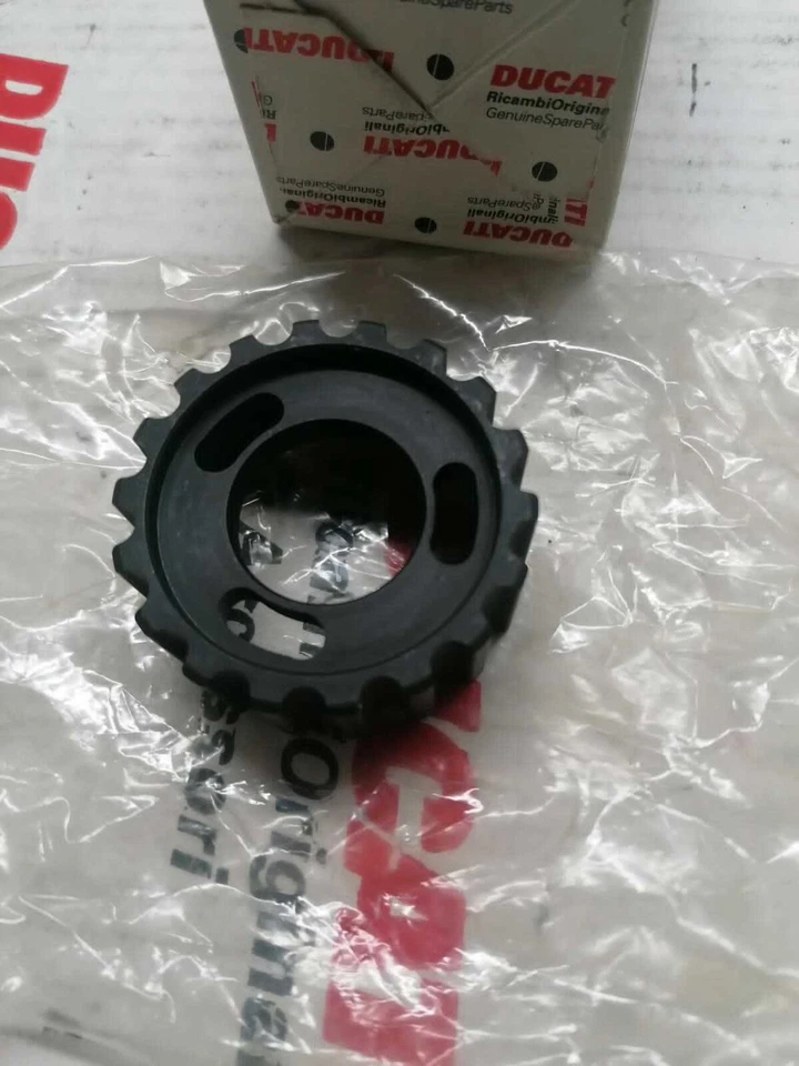 Puleggia Distribuzione Z. 18 per Ducati Monster 750/900-SS/03 Codice 25510141A - Immagine 4 di 4