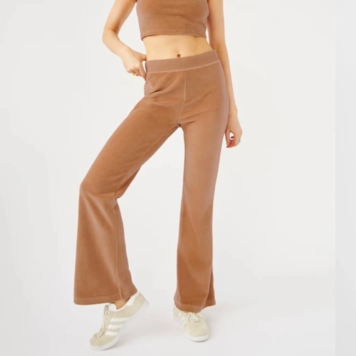 Aritzia Sunday Best Kiera High-Waisted Velour Flare Pull-on Pants, Tanin,  Small