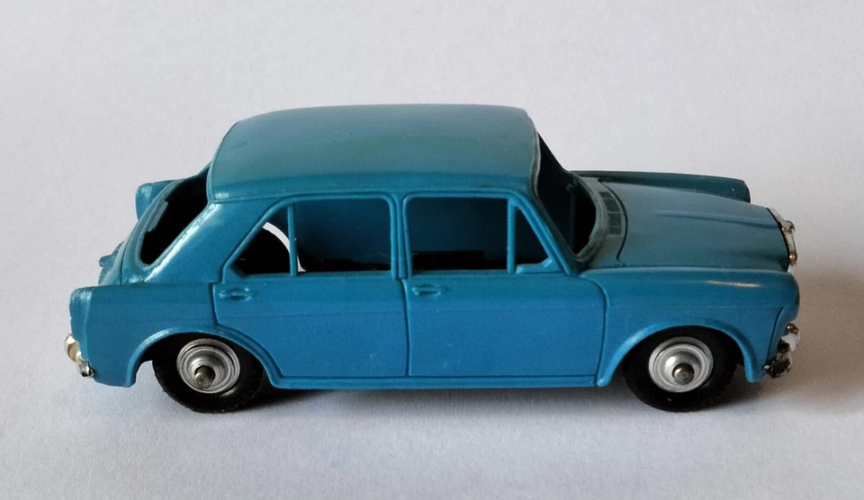 Vintage NOREV BABY No 90 MG 1100 bleu 1/43 - Photo 3/4