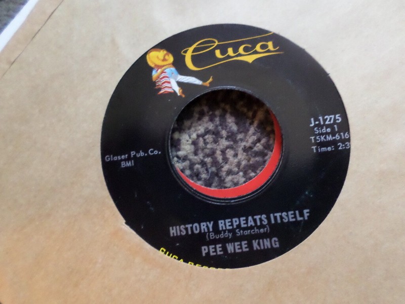 CUCA 45 RECORD J 1275/PEE WEE KING/HOPE FAITH AND LOVE/HISTORY REPEATS ITSELF