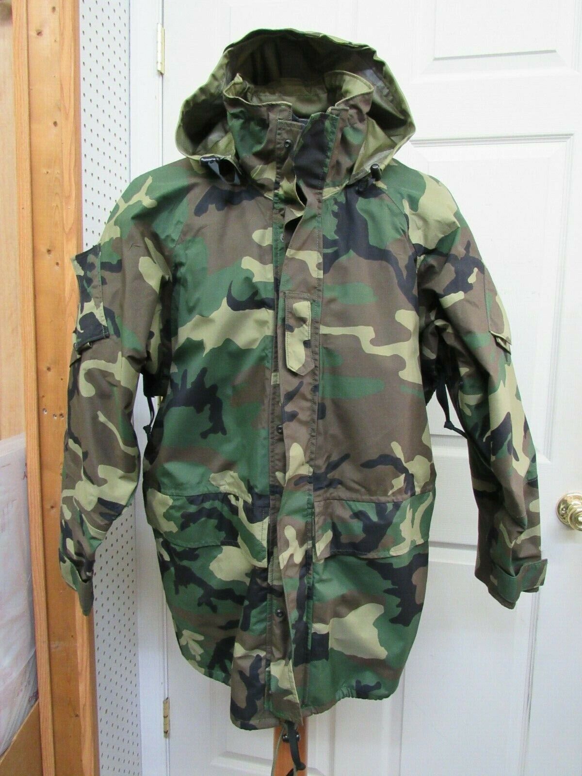 USGI Woodland Camo Goretex Parka Jacket Gen 2 Cold Weather ECWCS 