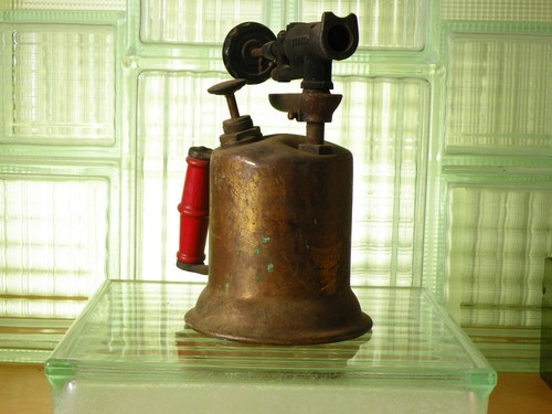 Antique Turner Brass Blow Torch w Red Handle Made In USA - Picture 2 of 6
