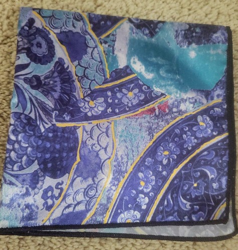 Men's 11" Hand Rolled Blue White Beachy Mod Print Pocket Square Handkerchief - Picture 2 of 16