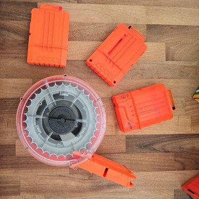 NERF 31 Round Drum Mag Ammo Storage + 3 NERF Reload Mag Clips