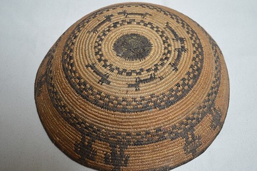 Antique Apache Native American Indian Basket With Figural Design 2.75" x 10.5" - Picture 4 of 4