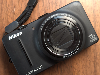 Excellent Nikon COOLPIX S9300 16.0MP Digital Camera 18x Optica