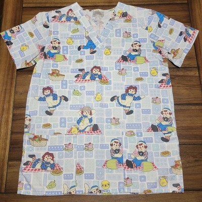 Raggedy Ann & Andy Scrub Top Picnic Theme - Size Small
