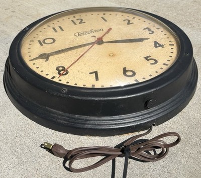 掛け時計アンティーク　USA  Telechron Vintage 1940s-1950s Telechron Wall Clock Model 1H912 School House