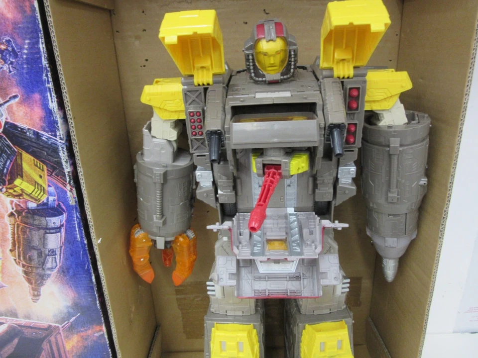 Omega Supreme Siege War Cybertron Transformers Takara Tomy WFC-S29 Hasbro Foto 4 de 4