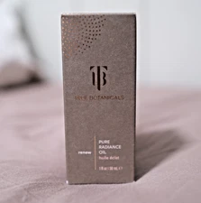 True Botanicals Renew Pure Radiance Oil - 1 oz / 30 ml | New in Box