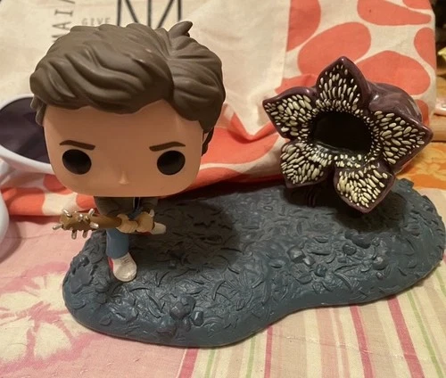 Funko Pop STEVE and Demodog #728 Netfix StRaNgEr Things Vinyl Figure Rare