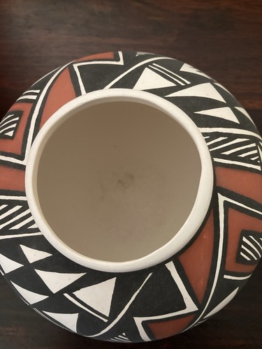 Bol poterie Acoma Pueblo peint à la main signé par l'artiste hauteur 5 pouces - Photo 4/8