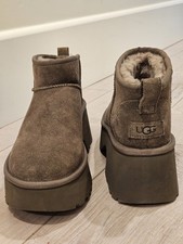 NEW UGG SIZE8 WOMEN'S CLASSIC ULTRA MINI NEW HEIGHTS BOOTS HICKORY SUEDE WOOL