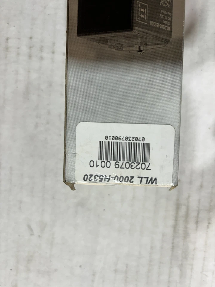 Sick WL2000-R5320 7023055 Photoelectric Proximity Switch Retro 90-240 VAC/DC - Image 2 of 3