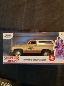 hollywood rides diecast stranger things