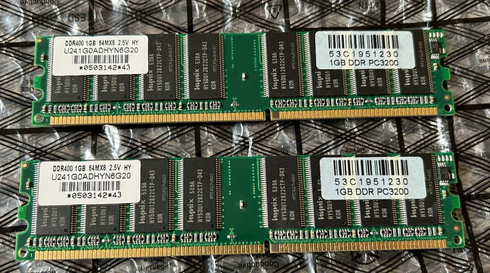 Hynix DDR400 PC3200 2GB (2x1GB) CL3 DDR 2.5V RAM - Image 2 of 4